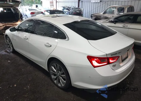 2018 Chevrolet Malibu Premier z USA, uszkodzony, nr VIN 1G1ZE5SX0JF257392